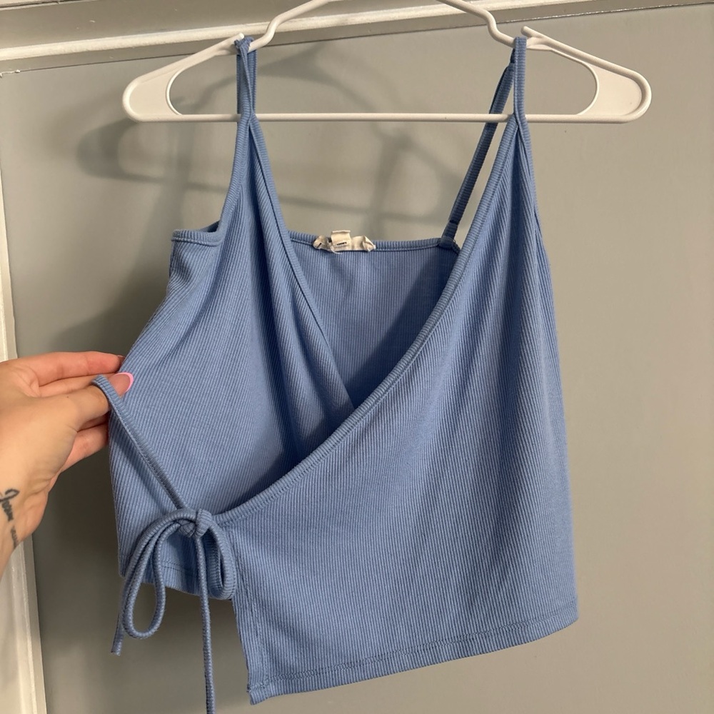 Blue cross tie crop top